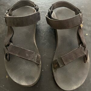 Teva Sandals – Black – Women’s Size 6
